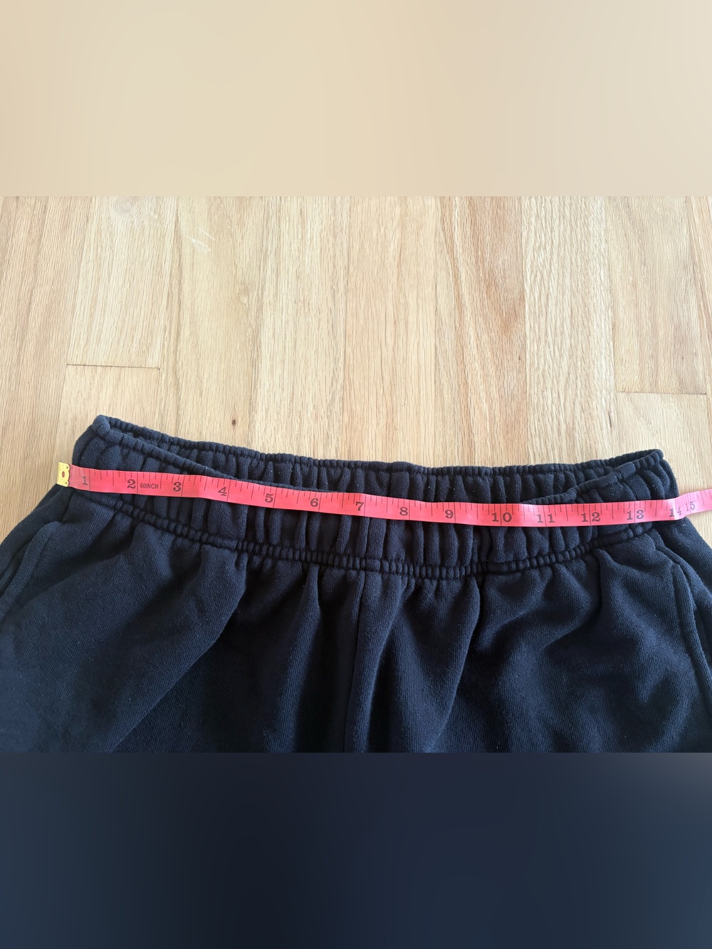 Alo Yoga Black Accolade Set - Picture 11 of 15